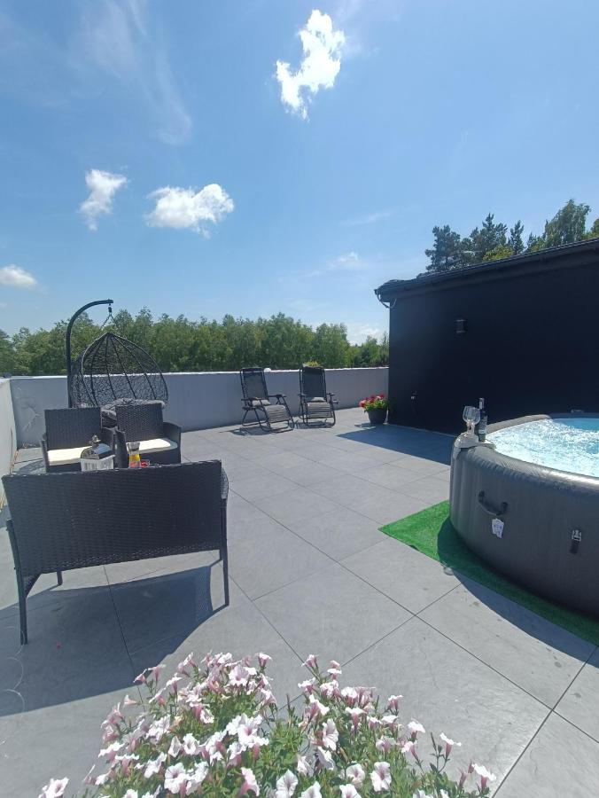 Modern Rancho - Apartamenty Nad Rzeka, Przy Stadninie Koni Kruszyna  Exterior foto